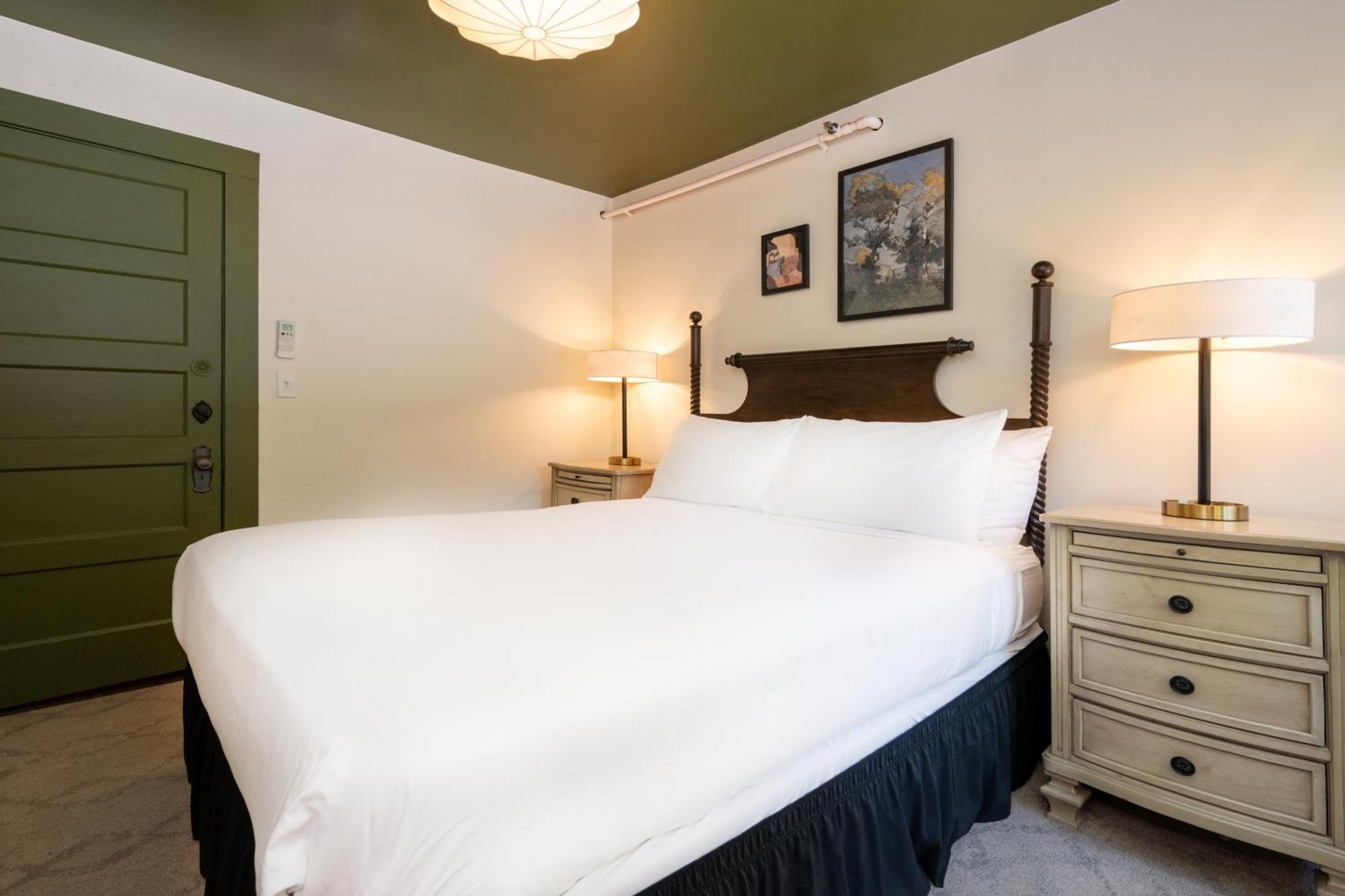 The Constance By The Lenox Collection Hotell Exteriör bild